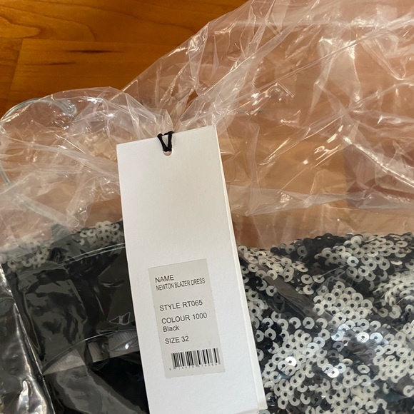 Rotate Newton sequin blazer dress nwt 0 - Picture 8 of 9